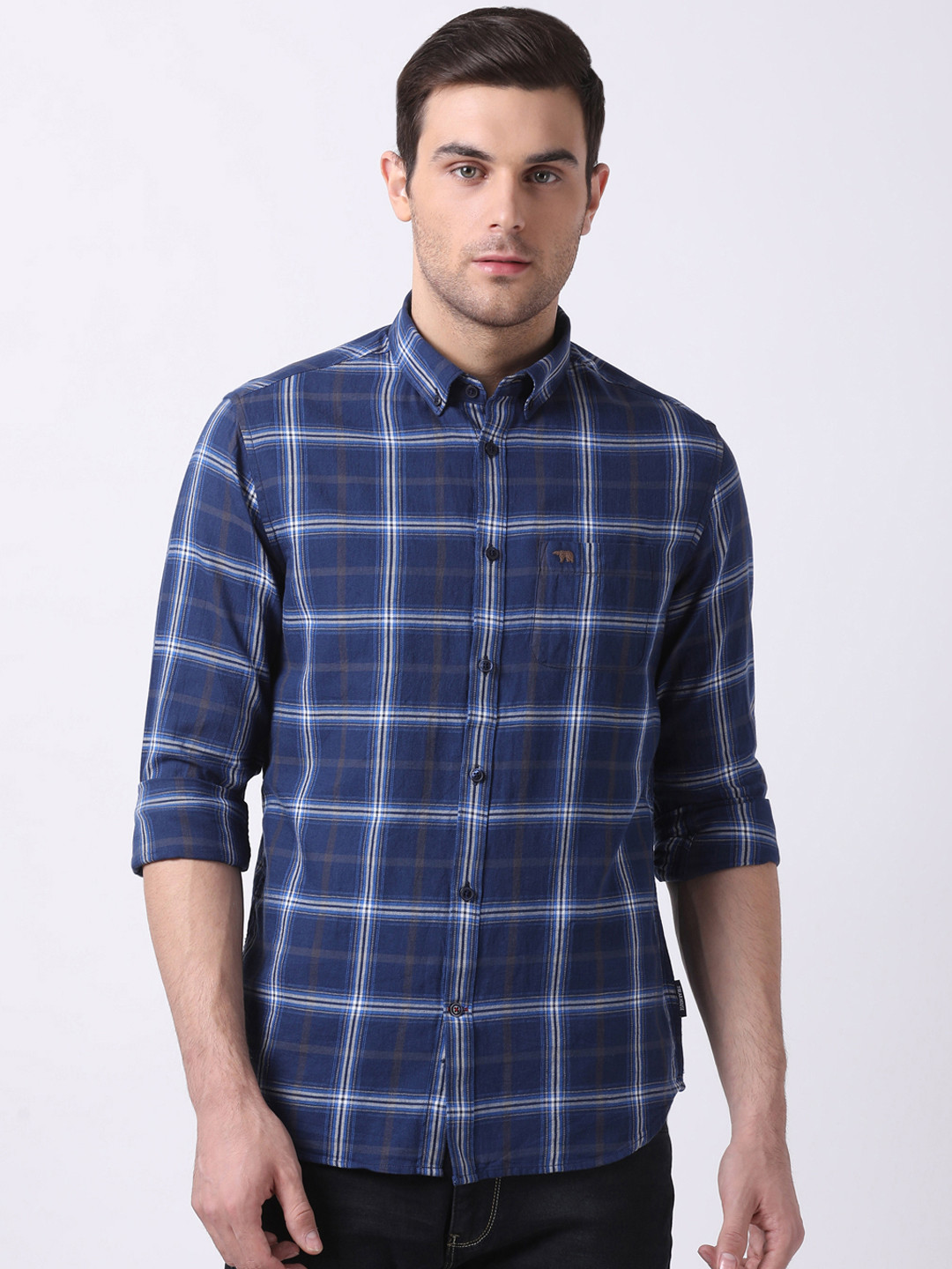 Buy THE BEAR HOUSE Men Navy Blue & White Slim Fit Checked Semiformal ...