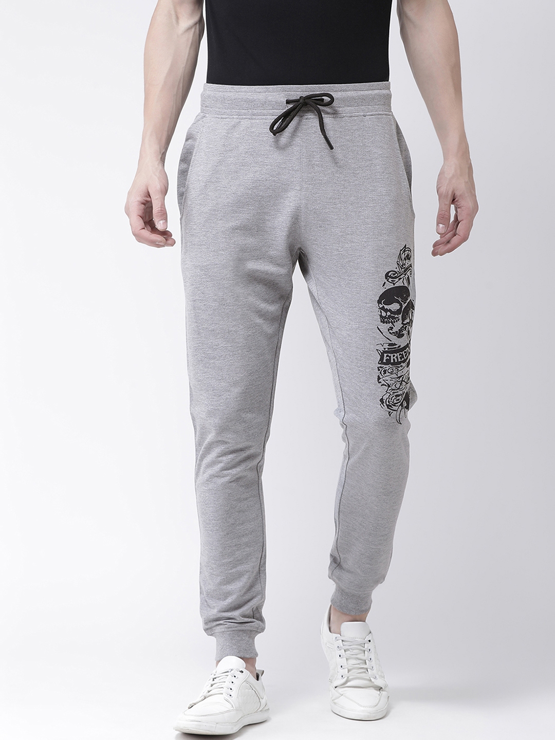 jogger pants myntra