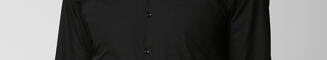 Buy Peter England Men Black Slim Fit Solid Formal Shirt - Shirts for ...
