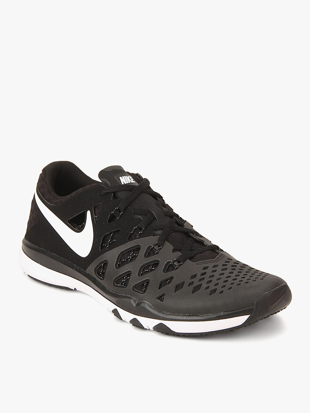mens black nike training shoes