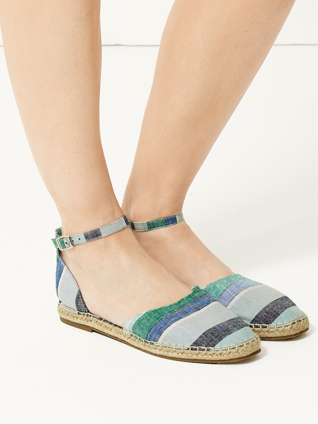 vince camuto barsha