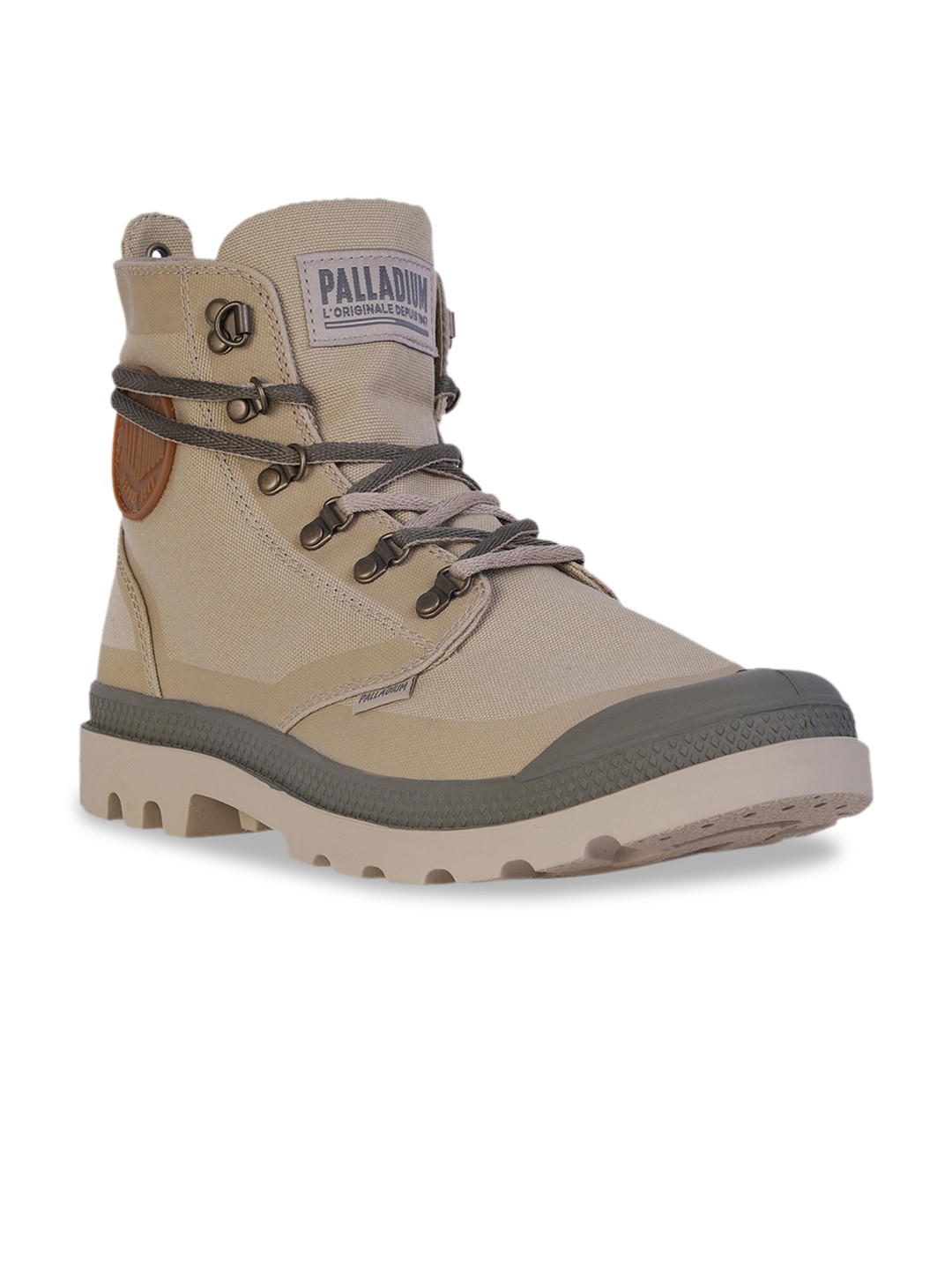 palladium boots beige