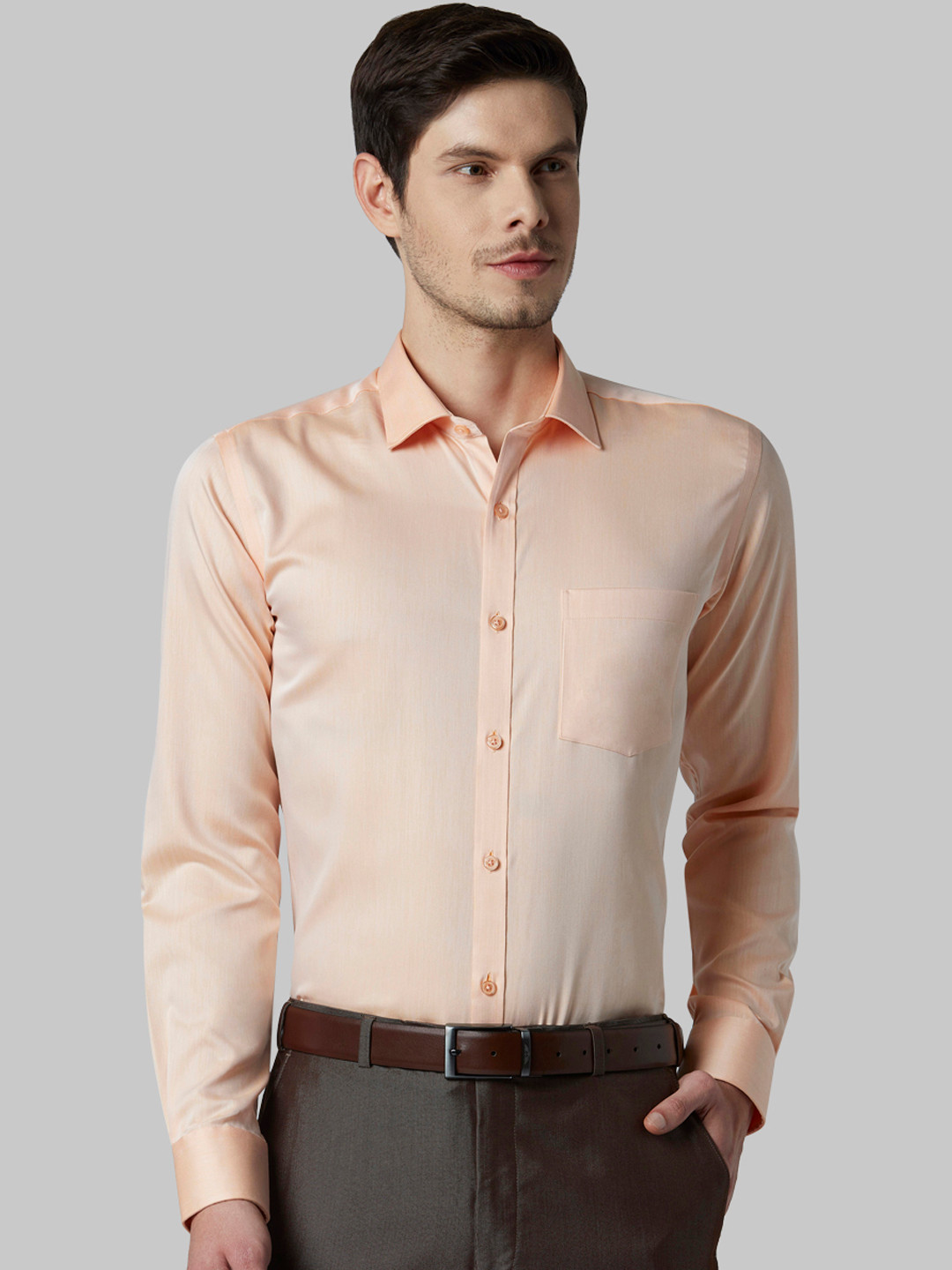 Men's Peach Solid Slim Fit Shirt