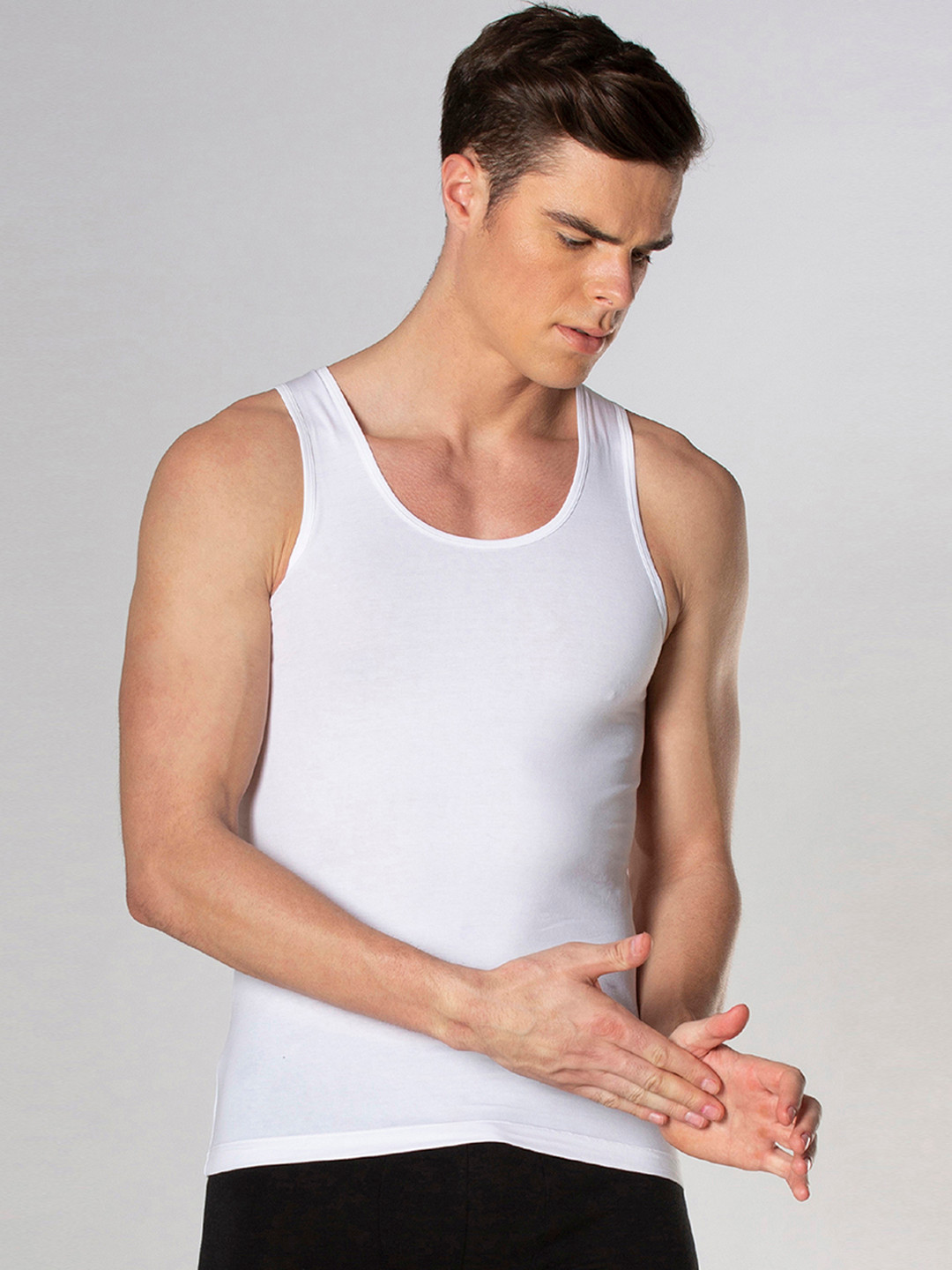 Buy Peter England Men White Solid Innerwear Vests PIWVWH9486031