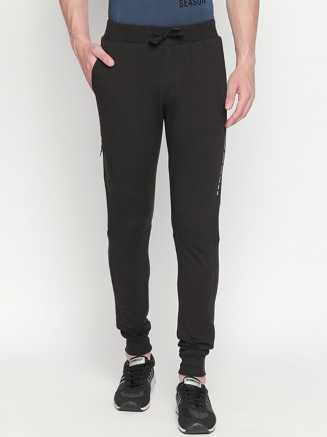 beevee track pants online
