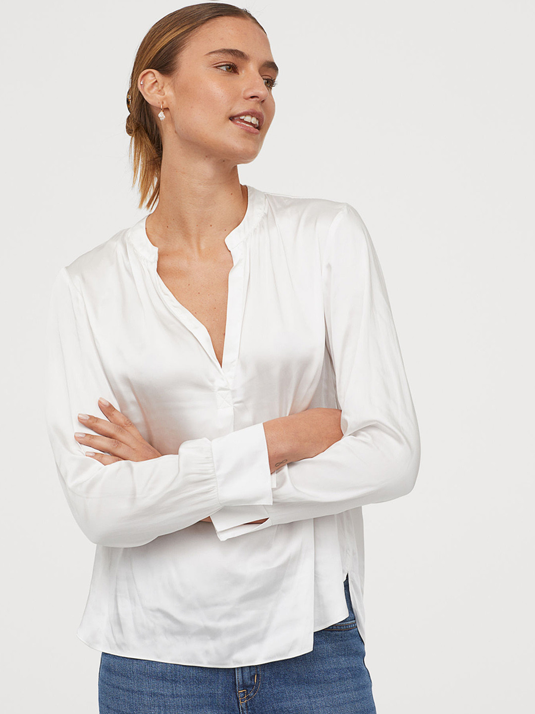 Buy H&M Women White Solid V Neck Blouse Tops for Women 10433114 Myntra