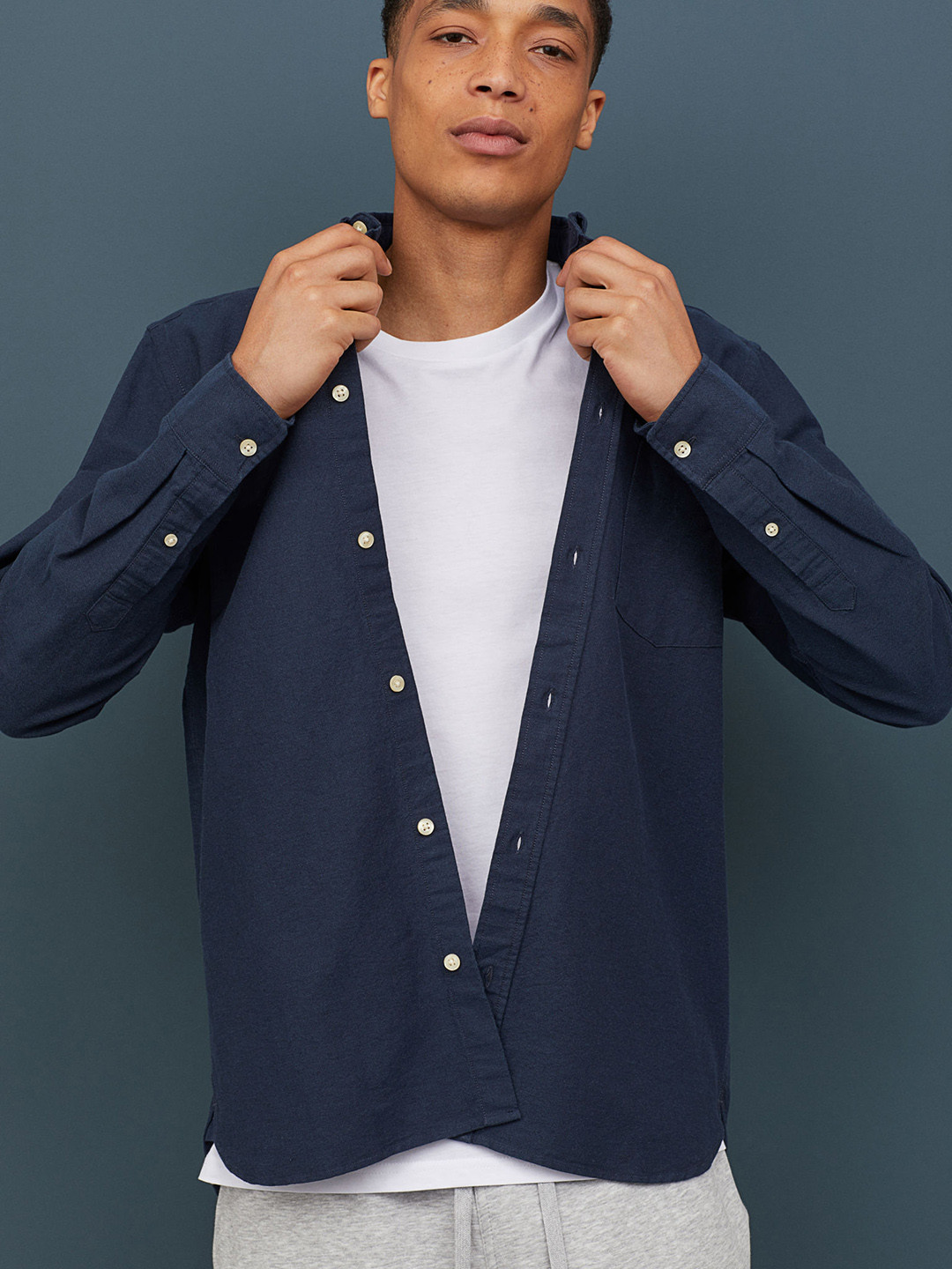 Buy H&M Men Oxford Shirt Regular Fit Shirts for Men 10455974 Myntra