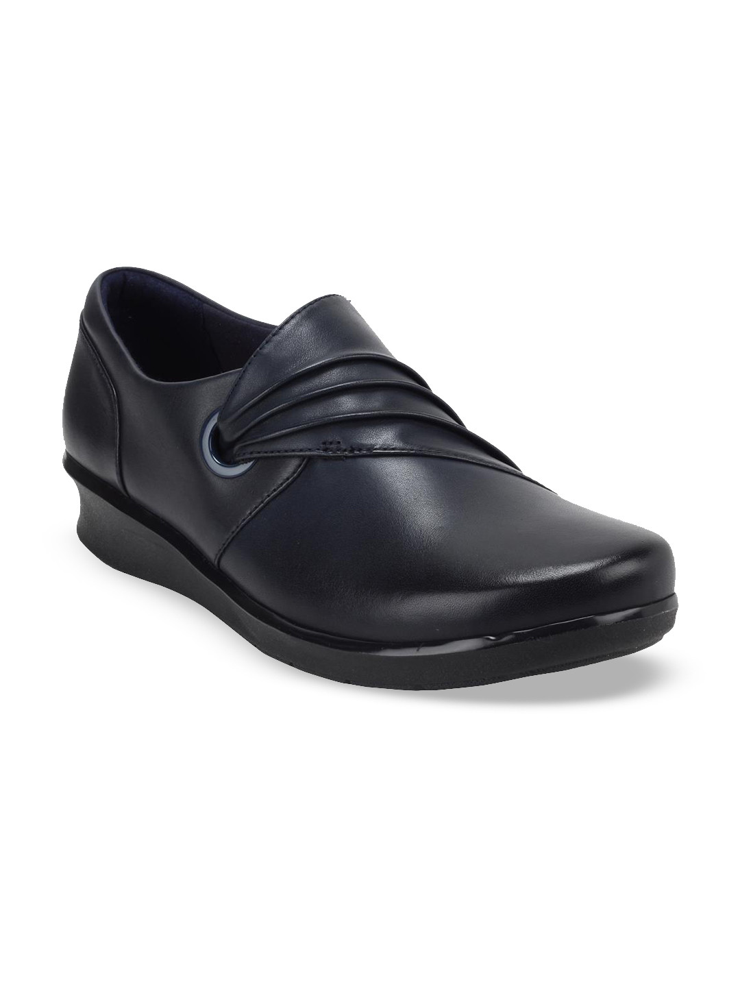clarks navy blue womens shoes