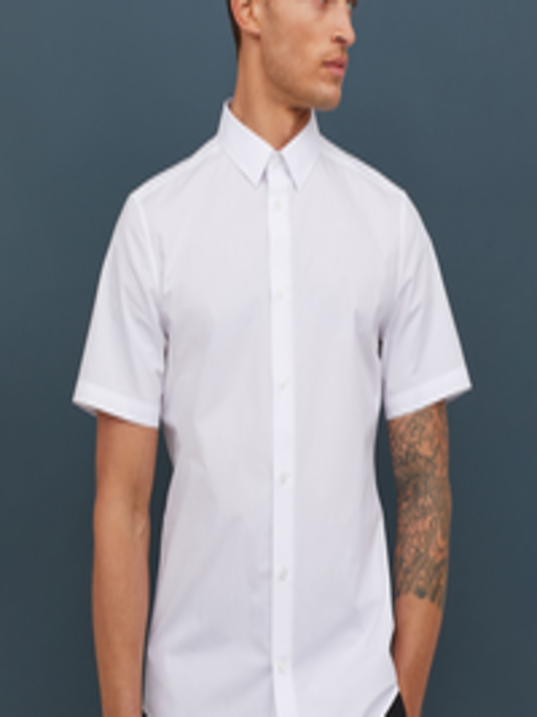 Buy H&M Men White Solid Shirt Slim Fit - Shirts for Men 10384583 | Myntra