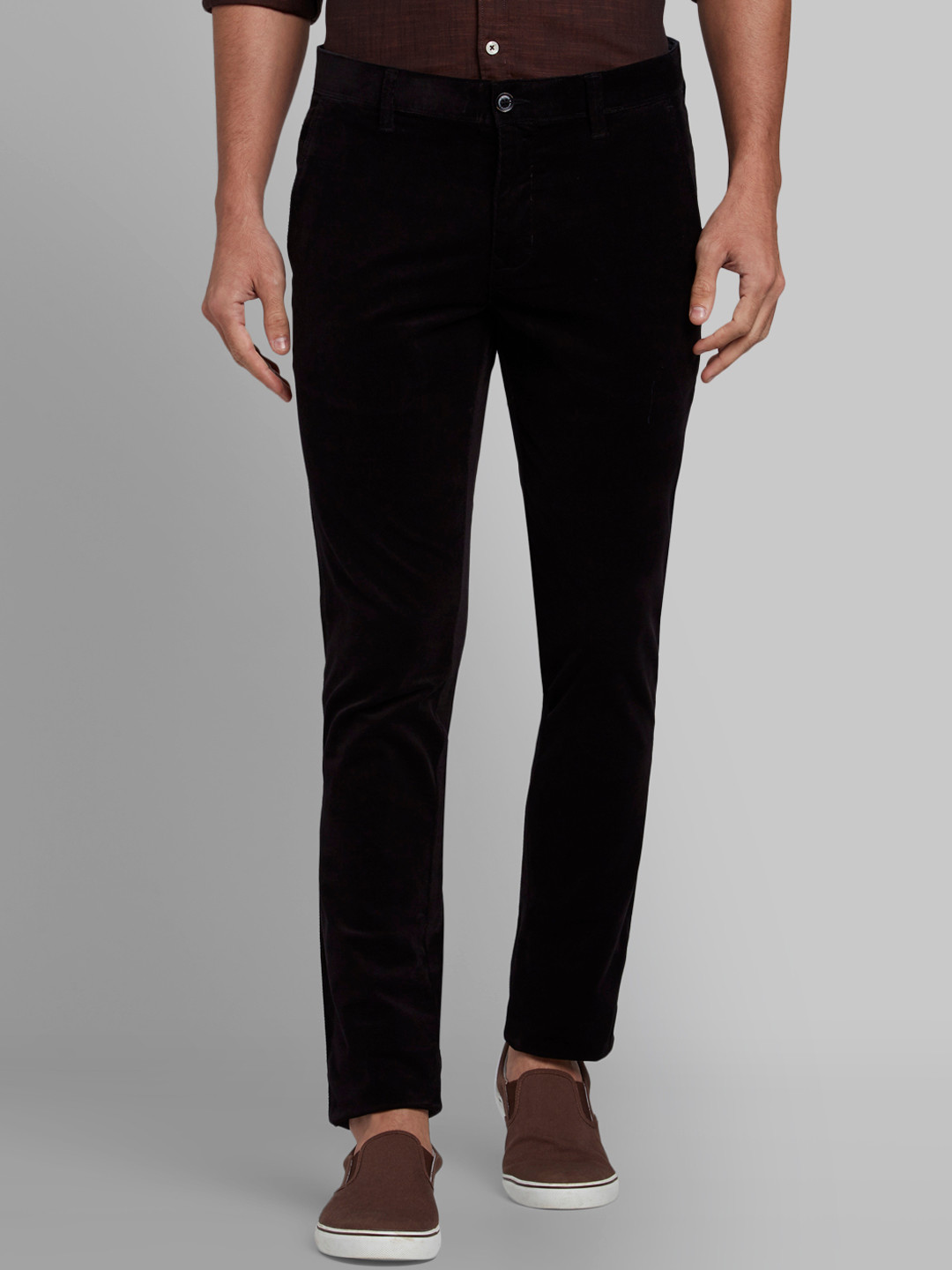 Buy Parx Men Black Tapered Fit Solid Regular Trousers - Trousers for ...