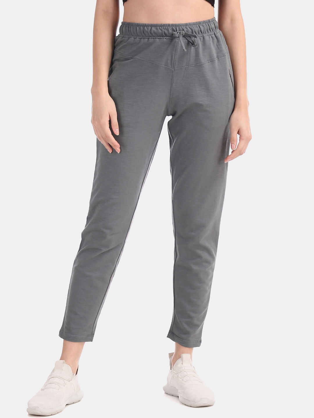 jabong track pants