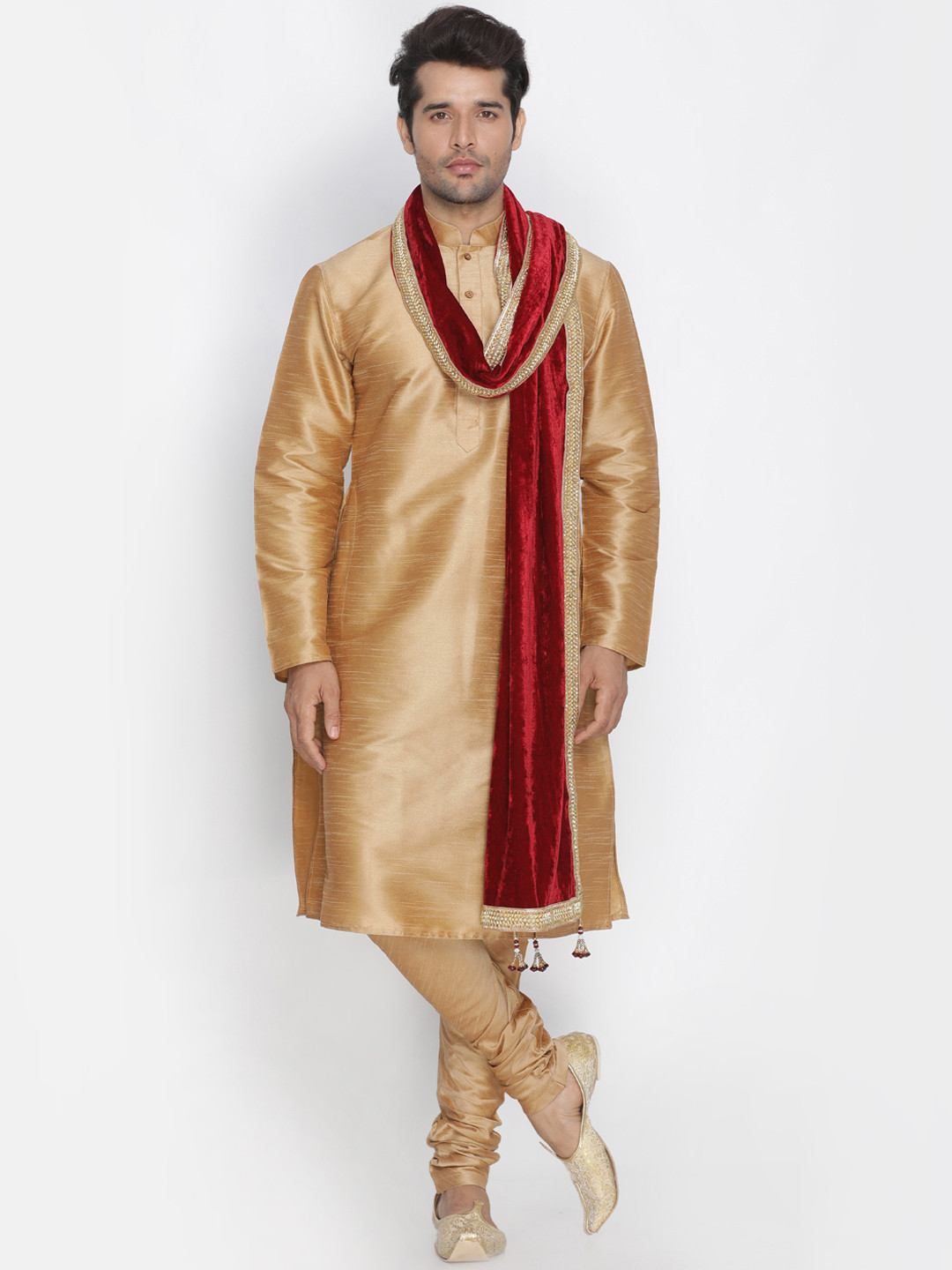 Buy VASTRAMAY Men Gold Toned & Maroon Solid Kurta With Churidar