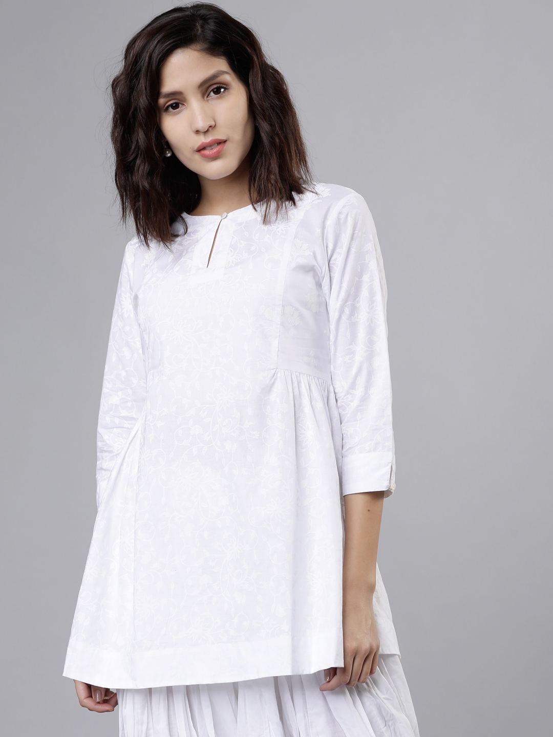 white stuff new in tunics