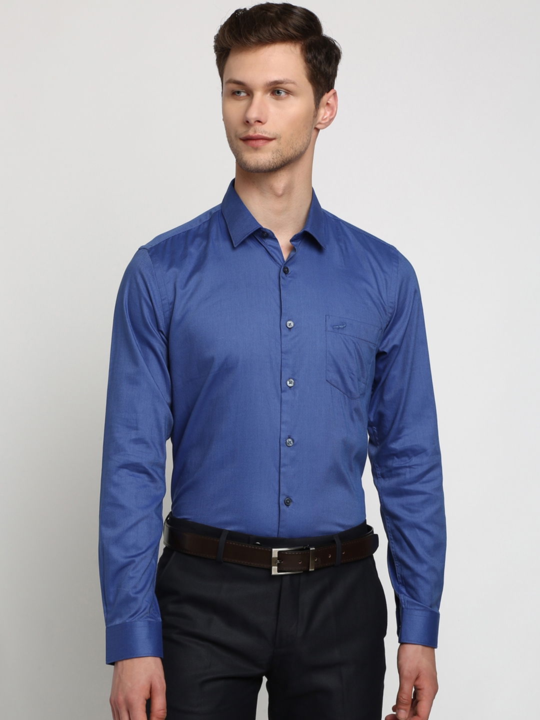 Buy Crocodile Men Blue Slim Fit Solid Formal Shirt - Shirts for Men ...