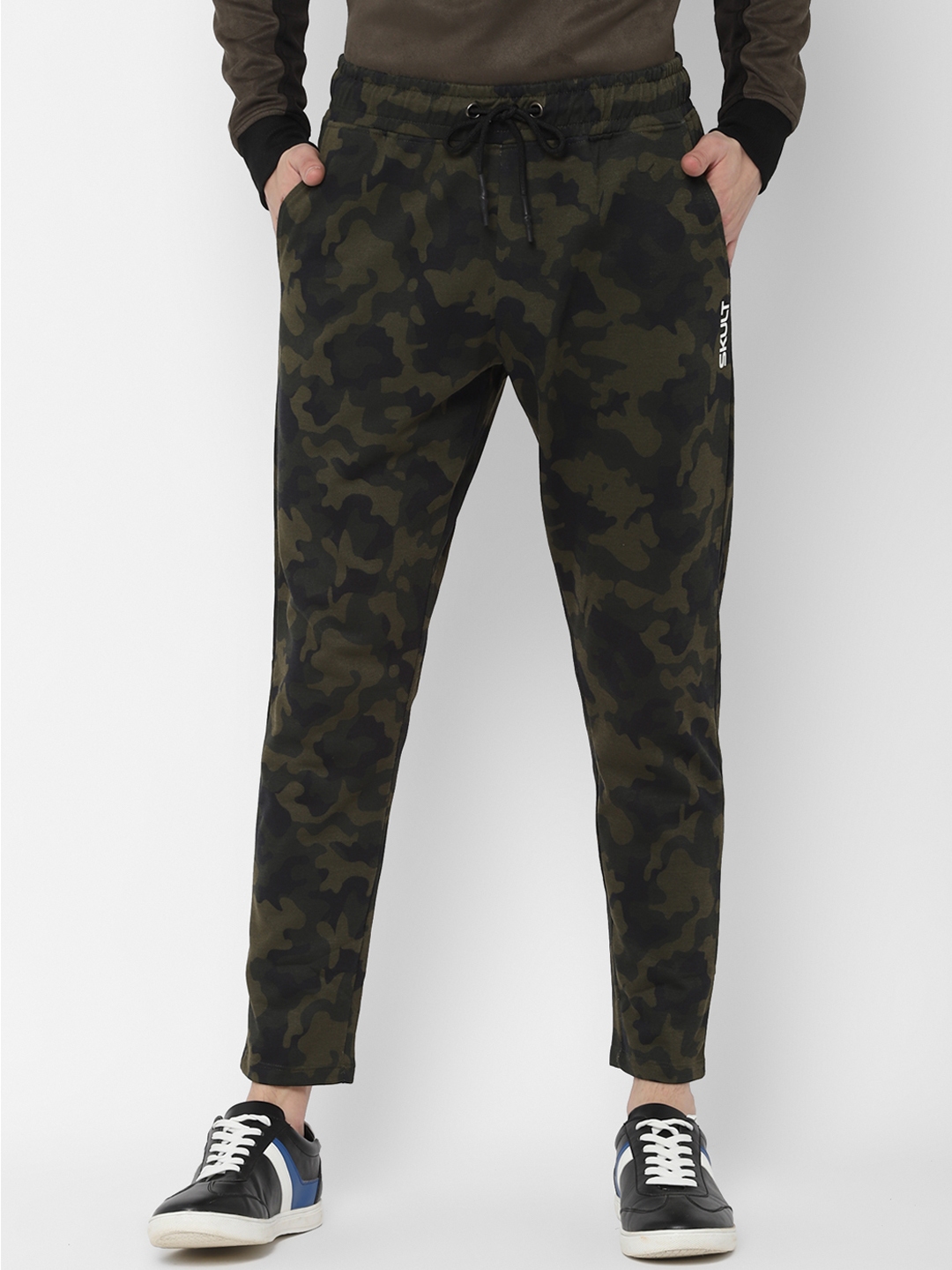 skult by shahid kapoor track pants