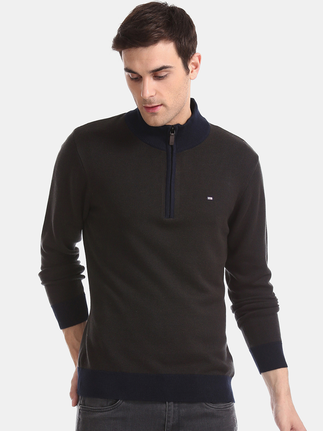 Buy Arrow Men Green Solid Pullover Sweater - Sweaters for ...