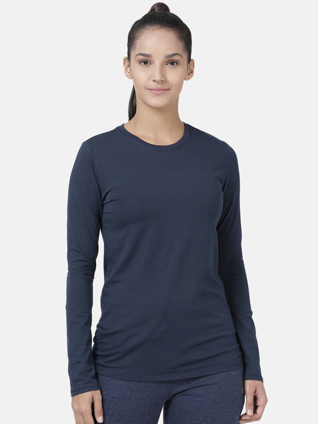 enamor basic crew tee