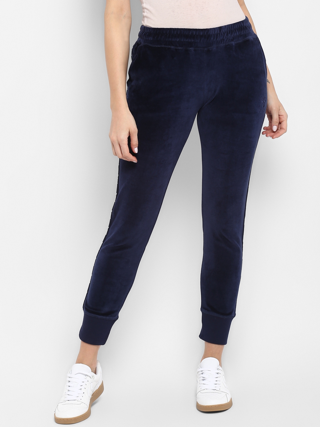 hummel joggers