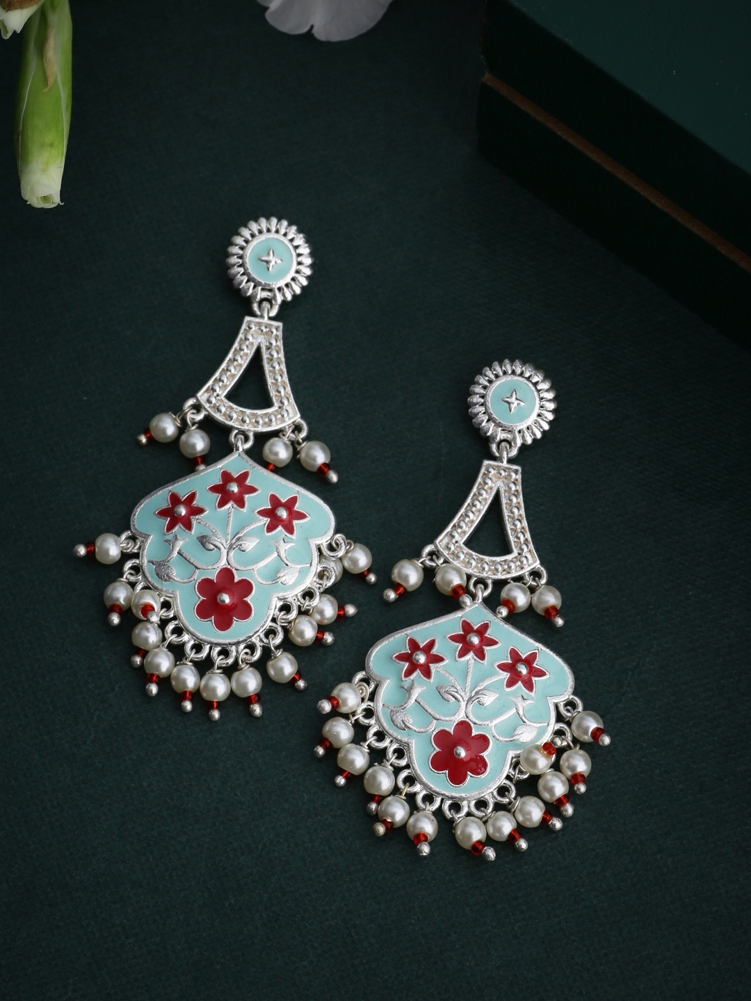 studio voylla earrings