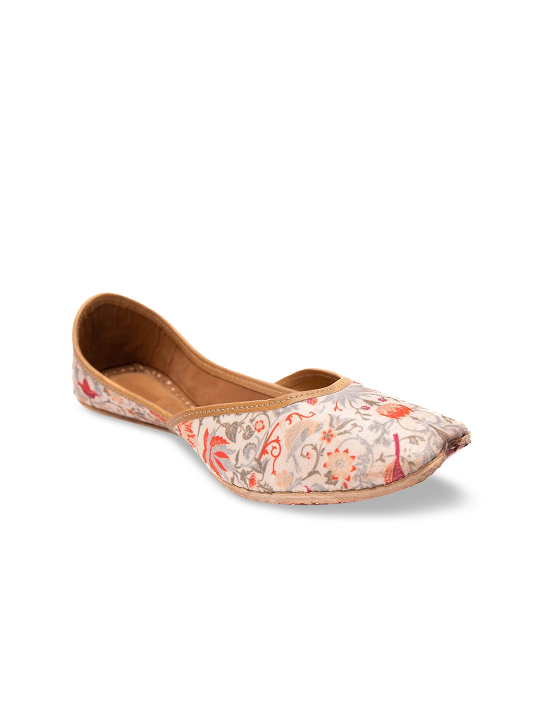 mojaris myntra
