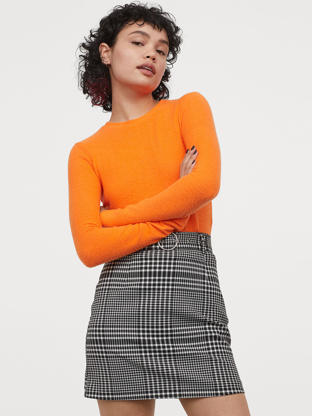 Buy H&M Women Black & White Checked Short Skirt With A Belt Skirts