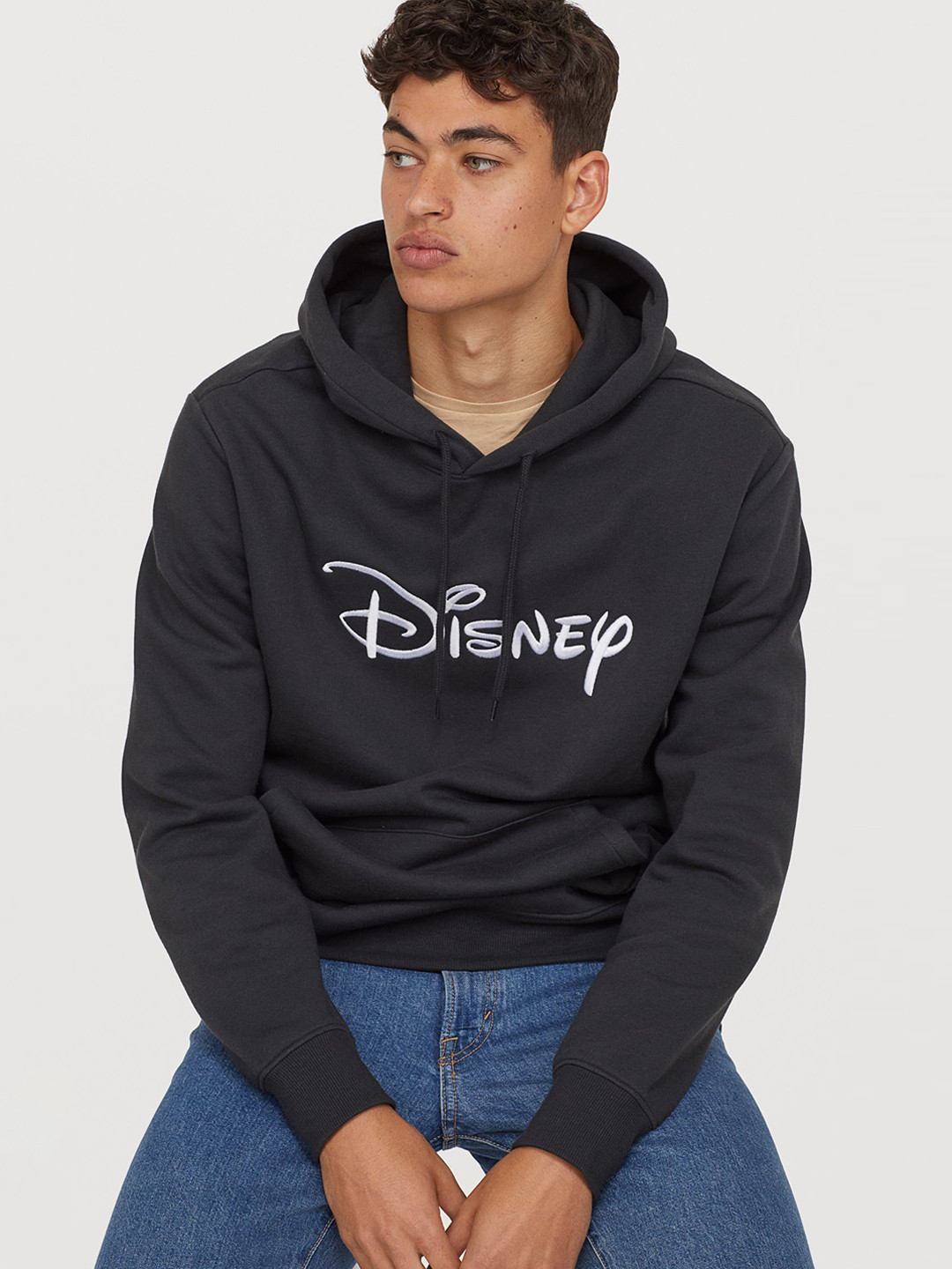 Disney sweatshirt h&m clearance