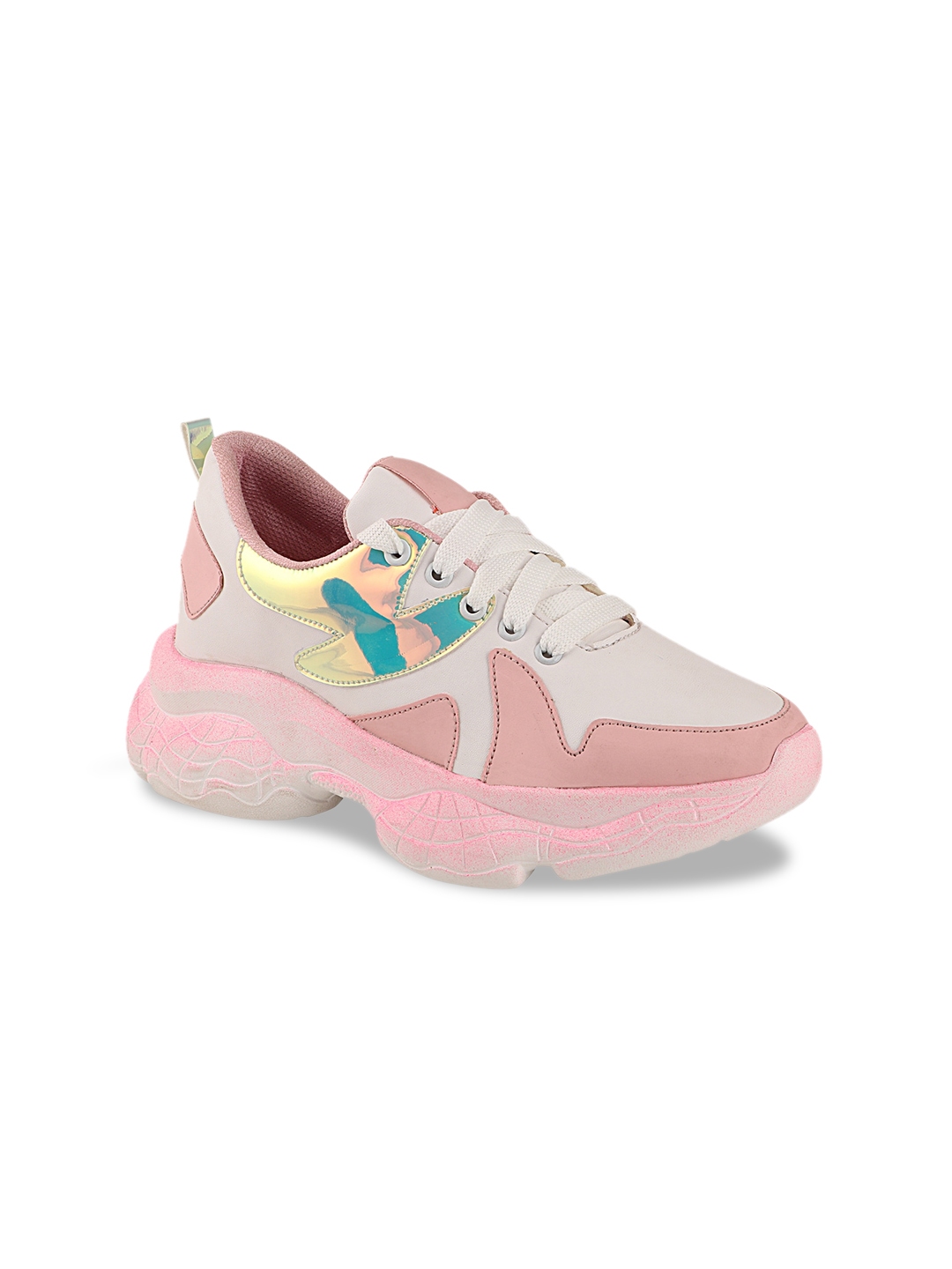 myntra trekking shoes