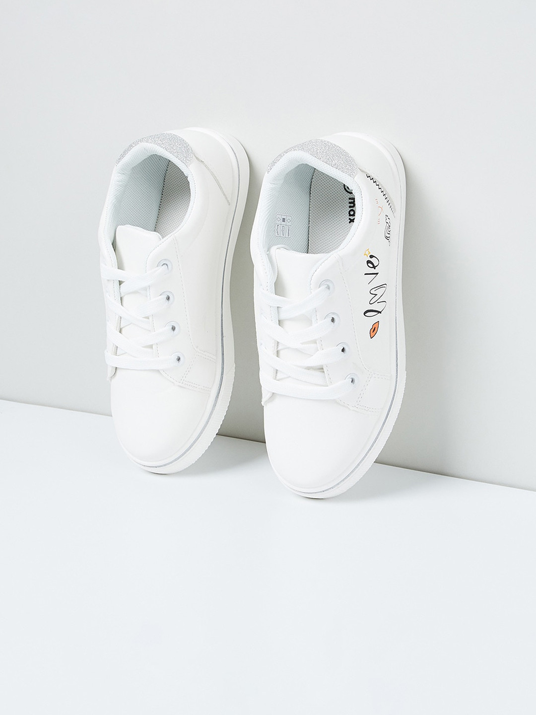 max shoes white