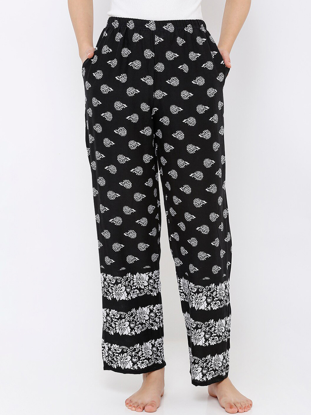 Buy Heart 2 Heart Women Black Printed Lounge Pants Lounge Pants for