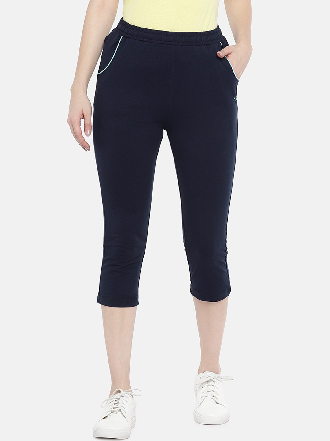 navy blue capris for women
