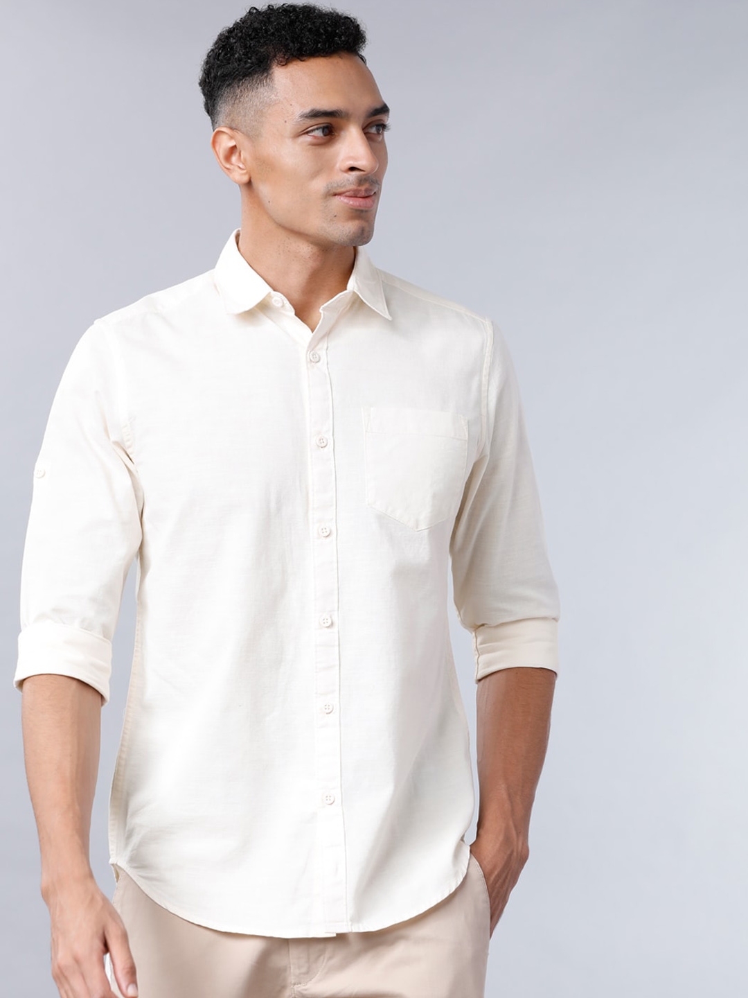 Buy HIGHLANDER Men Off White Slim Fit Solid Casual Shirt - Shirts for ...
