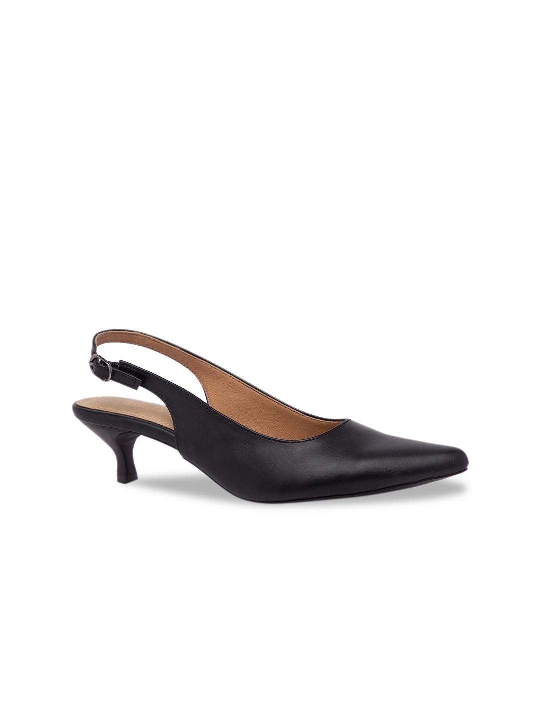 black pumps myntra