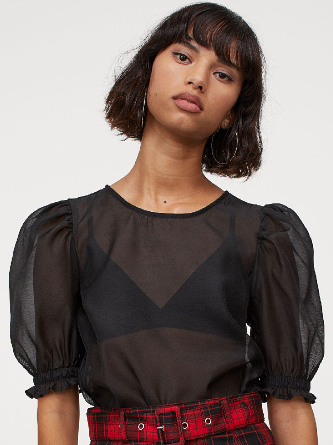 h&m black puff sleeve top