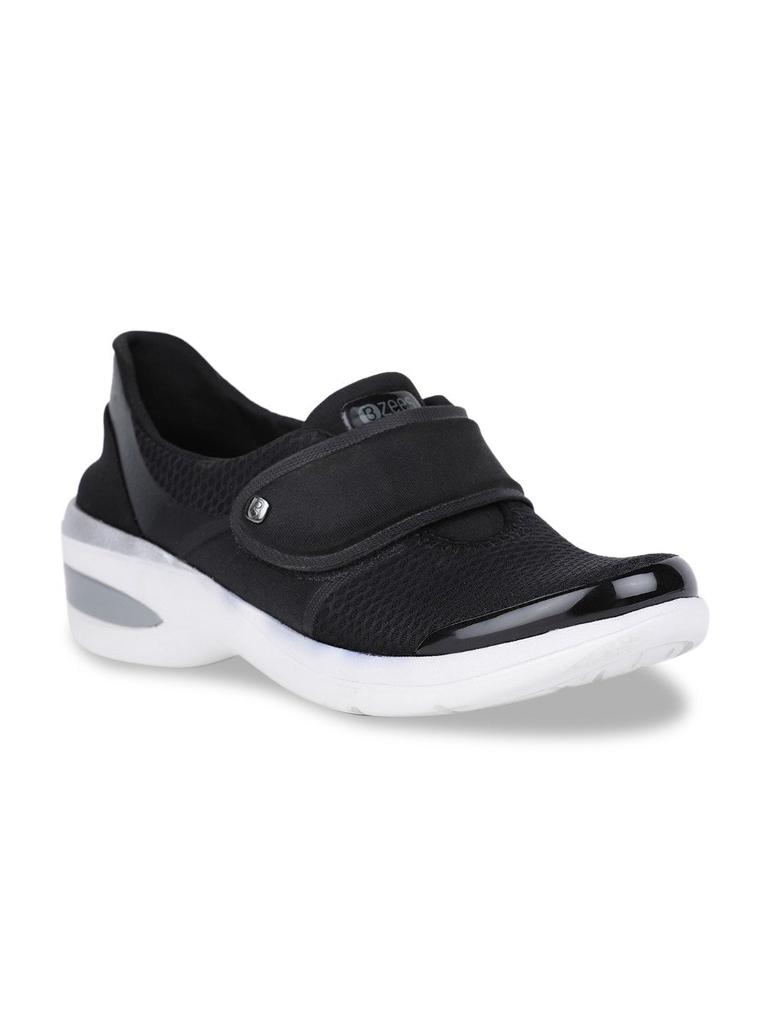 naturalizer black slip on sneakers