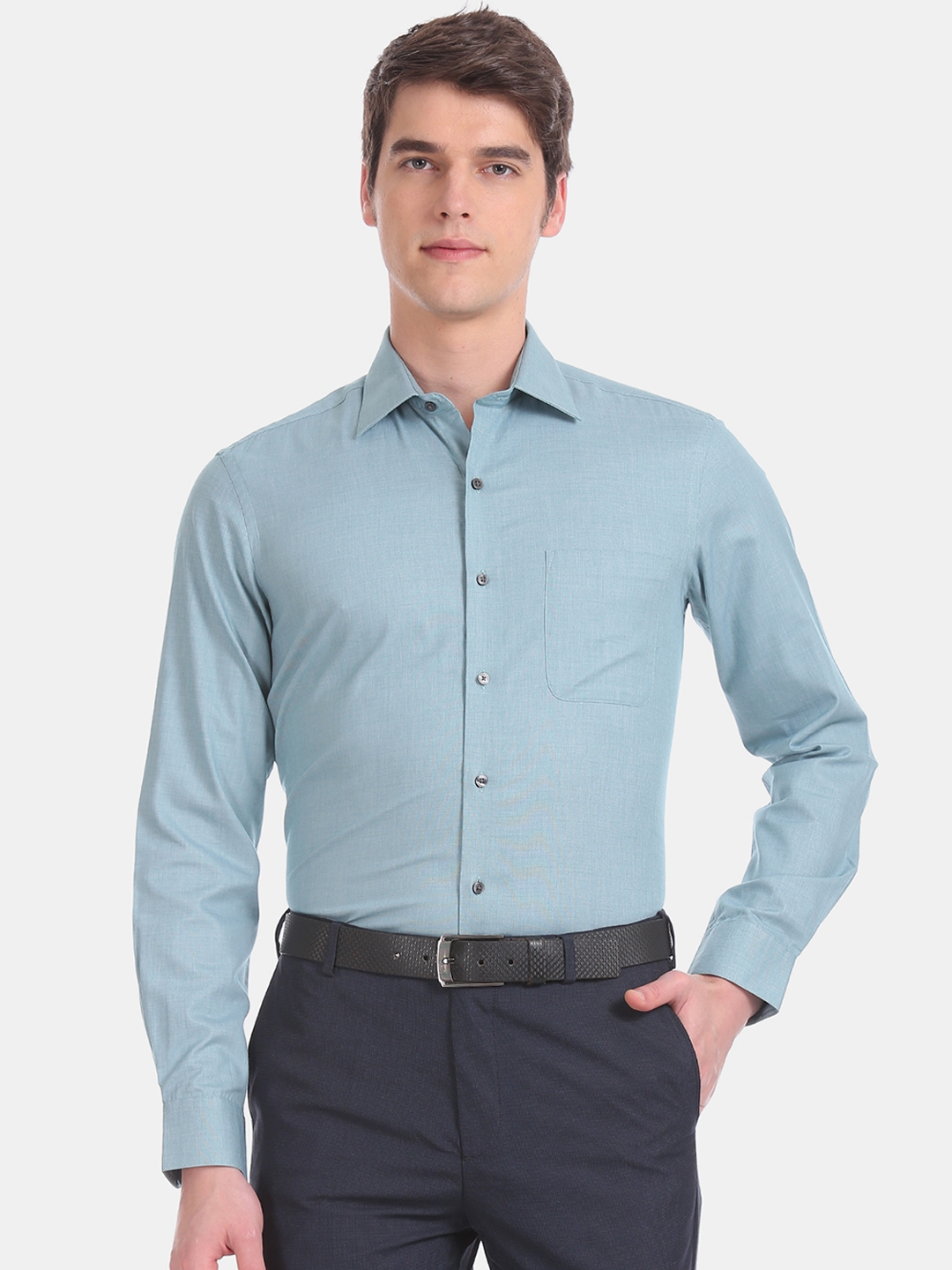 Buy Arrow Men Sea Green Slim Fit Solid Formal Shirt - Shirts for Men ...