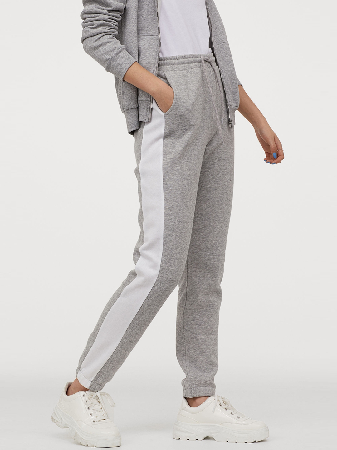 h and m grey sweatpants