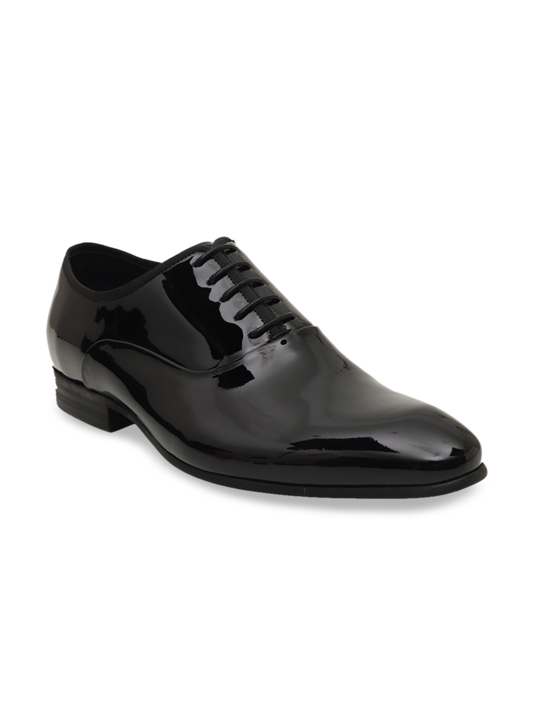myntra leather shoes for mens