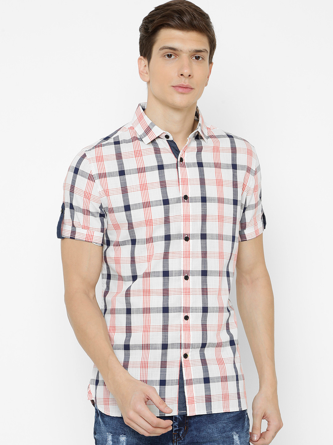 Buy AweTRend Men White & Red Slim Fit Checked Casual Shirt Shirts for