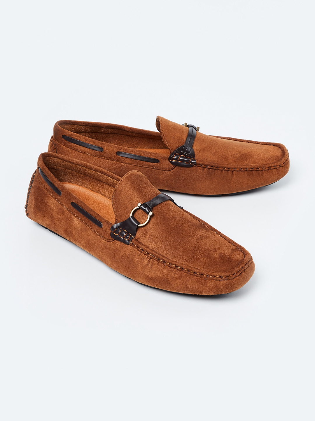 tan brown boat shoes