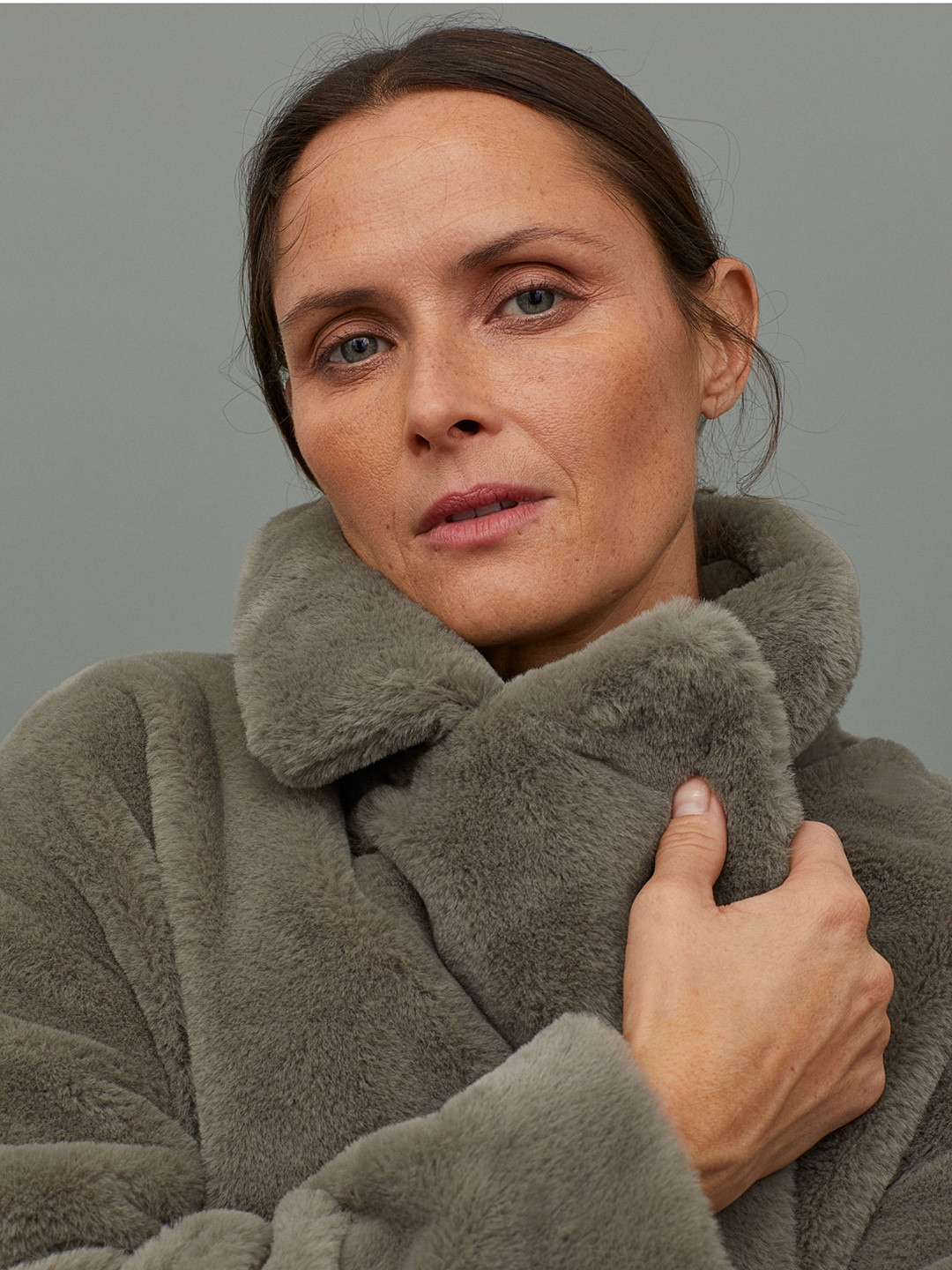 Buy H&M Women Green Faux Fur Jacket Jackets for Women 11469960 Myntra