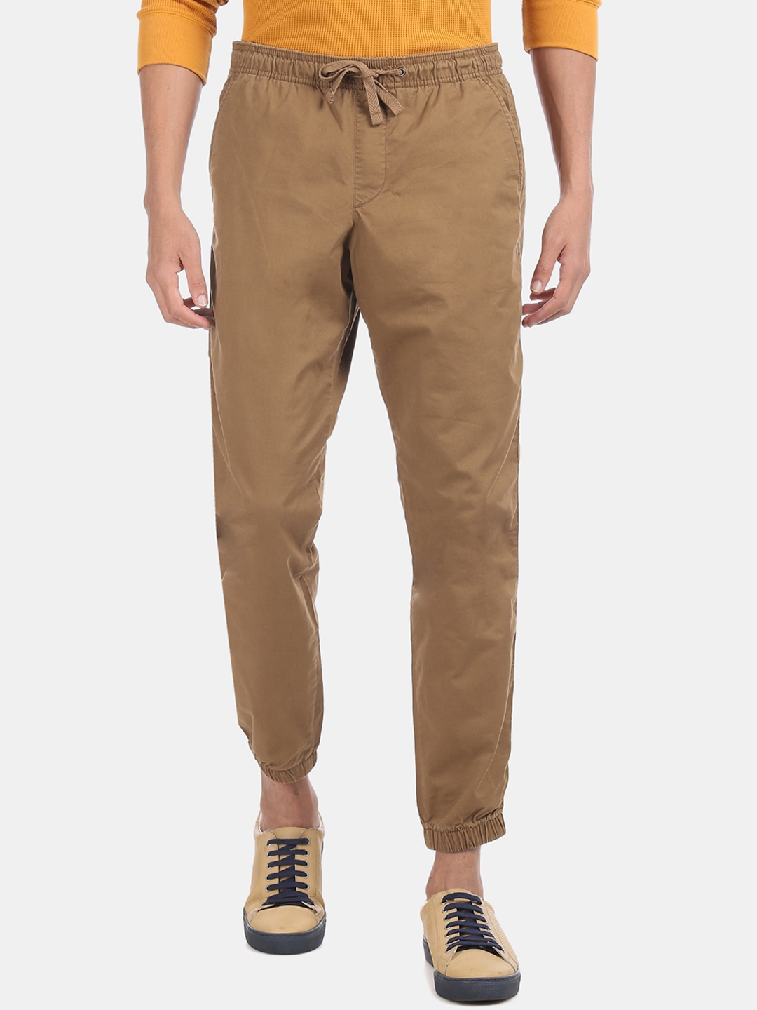 men gap joggers