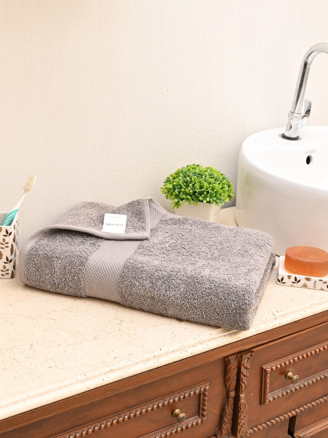 Buy Avira Home Unisex Grey Solid 550 GSM Extra Large Bath Towel Bath