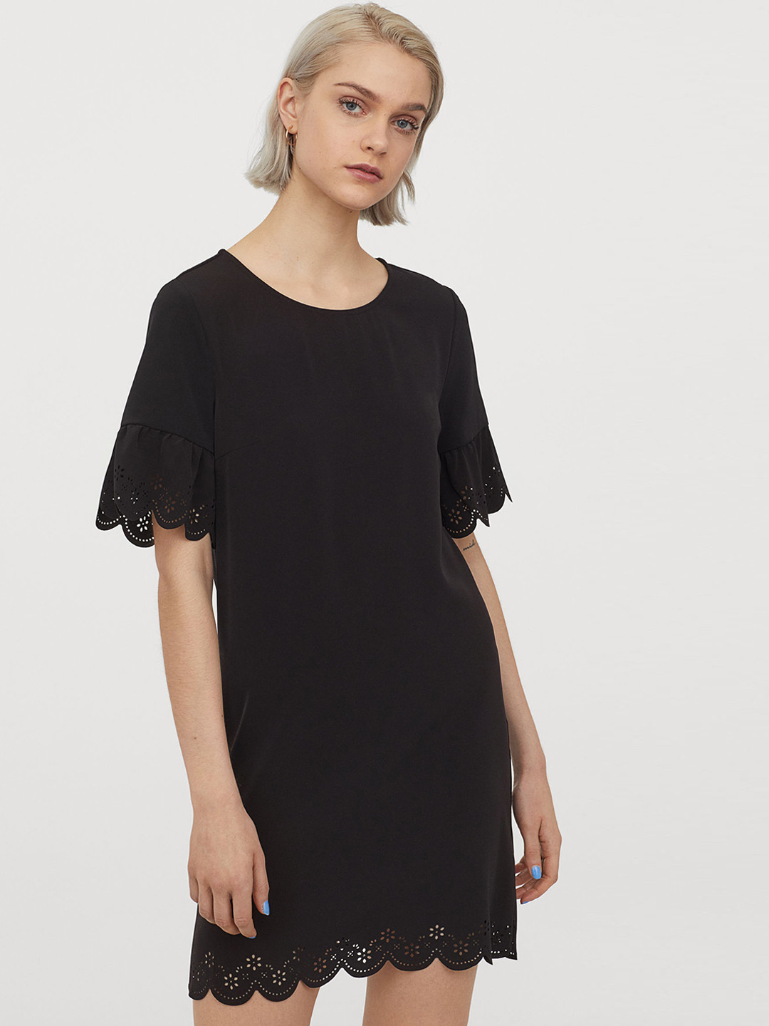 Buy H&M Women Black Scallop Edged Dress Dresses for Women 11910062