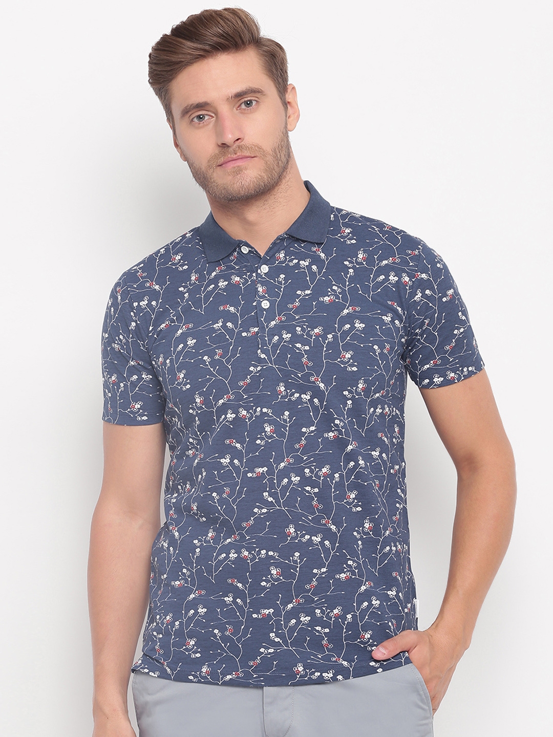 t shirts with collor