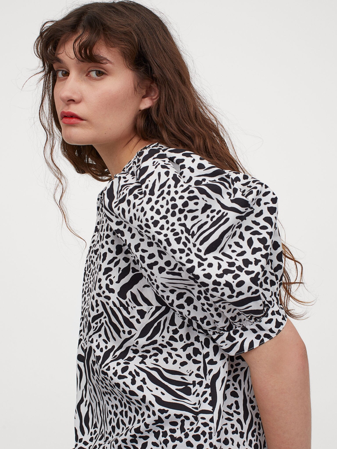 h&m white puff sleeve shirt