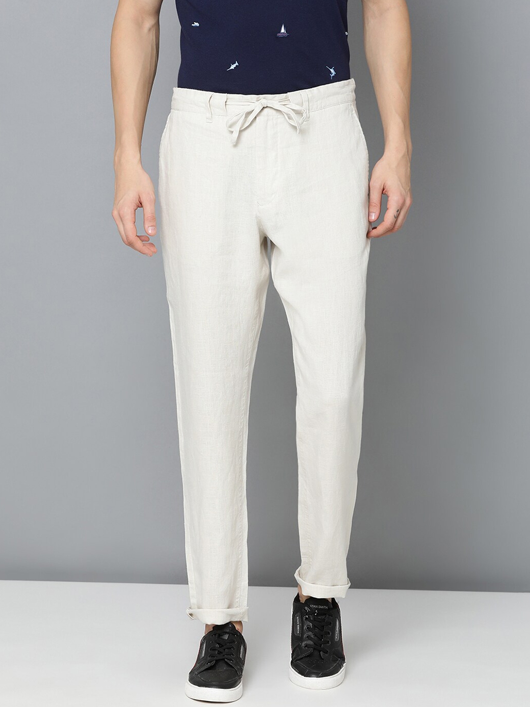 Buy GANT Men Off White Solid Drawstring Regular Trousers - Trousers for ...
