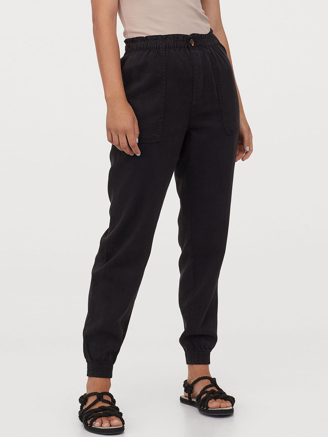 Buy H&M Women Black Solid Twill Joggers Trousers for Women 12427298