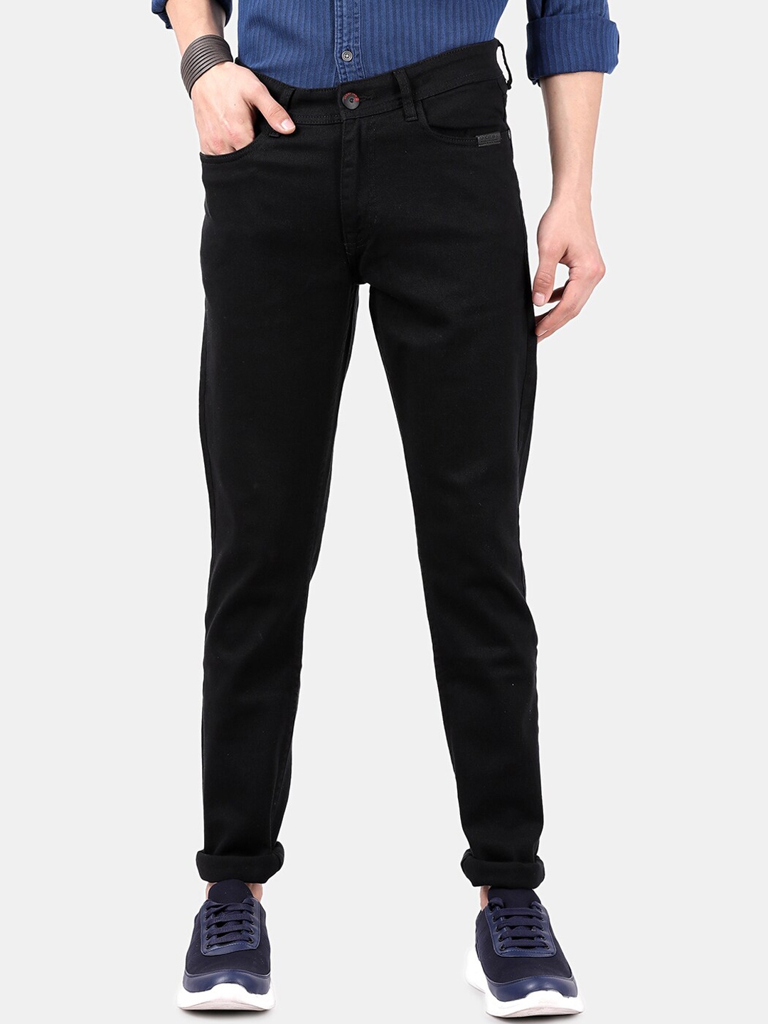 Buy DERBY JEANS COMMUNITY Men Black Slim Fit Mid Rise Clean Look Jeans ...
