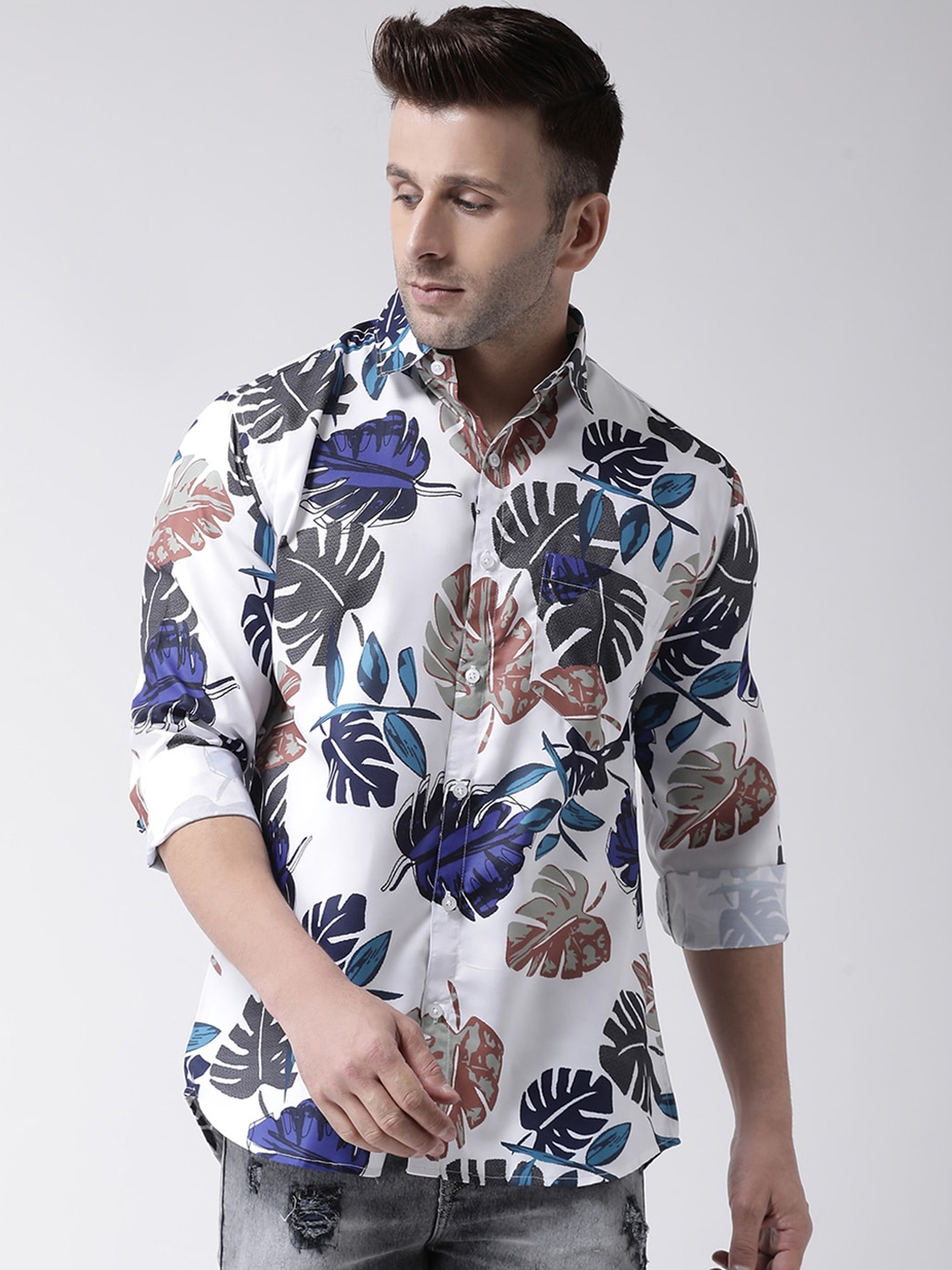 Buy Hangup Trend Men White & Blue Slim Fit Printed Casual Shirt ...