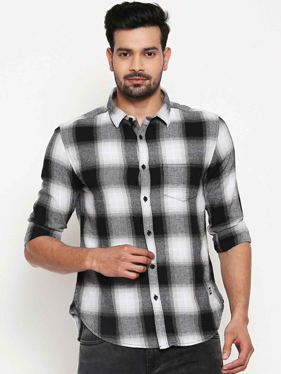 Buy People Men Grey & White Slim Fit Checked Casual Shirt - Shirts for ...